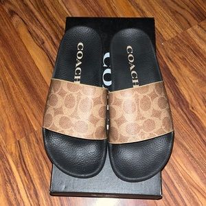 Coach Slides 🤎